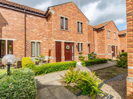 9, Avenue House Court, Knaresborough HG5 8PR