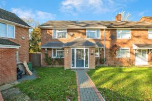 51, Cheriton Avenue, Southampton SO18 5HJ