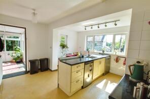 1, Riverhill Cottages, Cardigan SA43 3JX