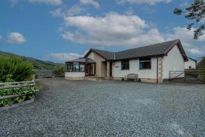 Pine House, Muirlodge Place, Pitlochry PH16 5PY