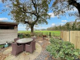 4, Poultons Farm, Longmoor Lane, Preston PR3 0JB