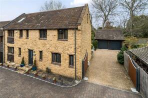 Haypear House, Vicarage Street, Tintinhull, Yeovil BA22 8PY