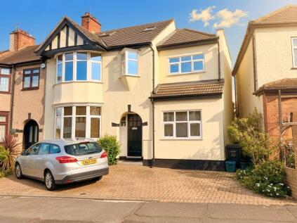 Roxy Avenue, Chadwell Heath, Romford,