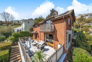 Glenside, West Looe Hill, Looe PL13 2HW