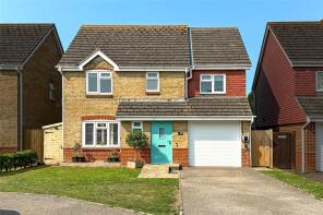 28, May Close, Littlehampton BN17 5TF