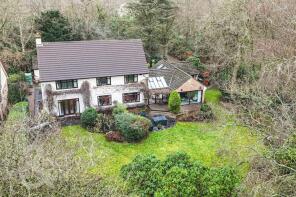 42, Long Road, Norwich NR14 7RY