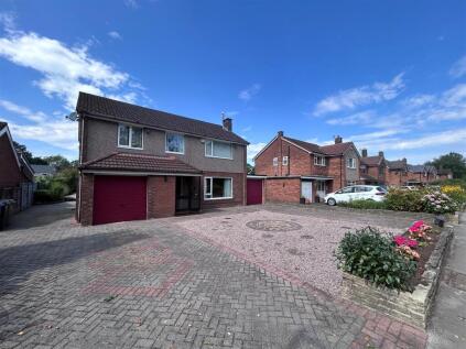St. Anns Road North, Heald Green