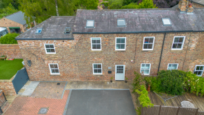 4 The Cuckoos Nest, Brandsby Court, York YO41 1FT