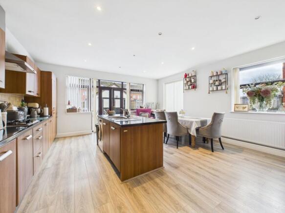 Open Plan Dining Kitchen