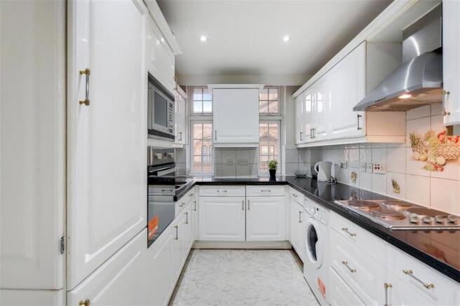 3_Kitchen-0.jpg