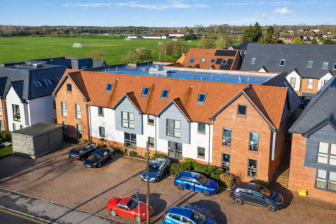 Francis Close, Thatcham, RG18