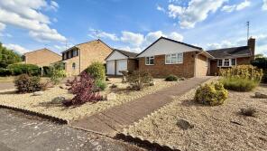 15, Church Leys, Brackley NN13 5SX
