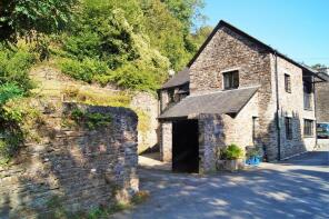 Whites Barn, Road Past Ham Waters Farm, Yelverton PL20 6HP