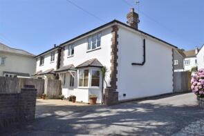 2, Roseland Gardens, St Andrews Road, Bridport DT6 3BT