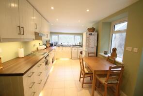 60, Bournville Road, Abertillery NP13 3ES