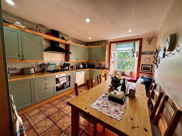DINING KITCHEN