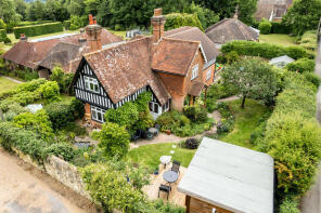 Deacons Cottage, Beaconsfield Road, Haywards Heath RH17 7LG