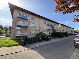 37a, Cleavers Avenue, Conniburrow, Milton Keynes MK14 7BT