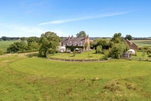 Twichills Farm, Wychnor Lane, Burton-on-trent DE13 8BT