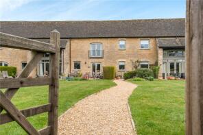 4, Lyneham Farm Cottages, Street Through Lyneham, Chipping Norton OX7 6QP