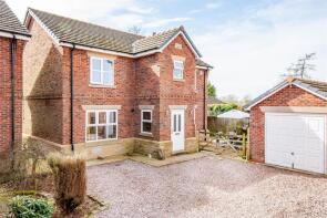 2, Dob Brow Close, Chorley PR7 3BN