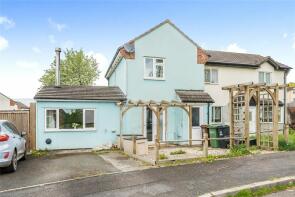 4, Wright Drive, Crediton EX17 5LT