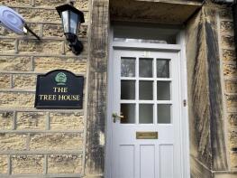 44, Ford Gate, Holmbridge, Holmfirth HD9 2NZ