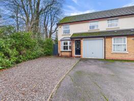 54, Spinney Road, Gloucester GL4 3YX