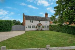 Woodside, Wolverton Fields, Warwick CV35 8JN