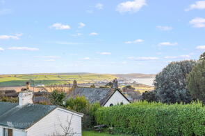 Baidland, Downs Road, Kingsbridge TQ7 3NF