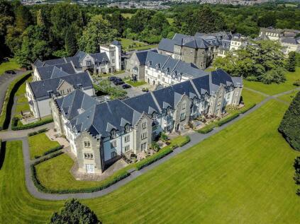 Western Courtyard, Talygarn, Pontyclun