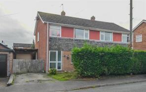 9, Lightwood Road, Burton-on-trent DE13 8QD