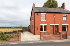 2, Moss View Cottages, Holmeswood Road, Ormskirk L40 1TY