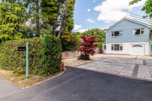 Saplings, Felcourt Road, East Grinstead RH19 2LA