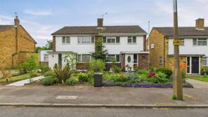11, Stafford Close, Waltham Cross EN8 9EH