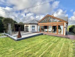 30, Haddon Way, St. Austell PL25 3QG