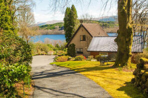 Tigh Anna, Track From A85t Through Lochawe To Airidh Cruachan, Dalmally PA33 1AH