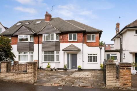 Staines Road, Twickenham, TW2