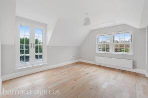 Flat 6, Dukes Court, Horsham Road, Beare Green RH5 4QP