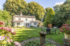 1 White Cottage, The Campingland, Swaffham PE37 7RB