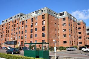 Flat 29, 35 37 Marina Court, Marina, Bexhill-on-sea TN40 1BW