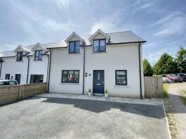 5, Parish Gardens, Llanteg, Narberth SA67 8BP