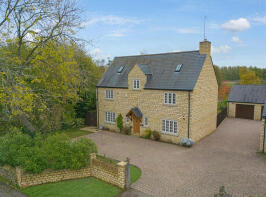 The Paddocks, Bridge Road, Towcester NN12 7SE