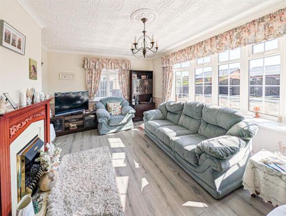 Living Room.jpg