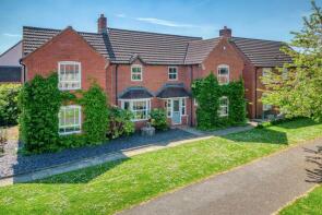 25, Needhams Patch, Cotford St Luke, Taunton TA4 1JF