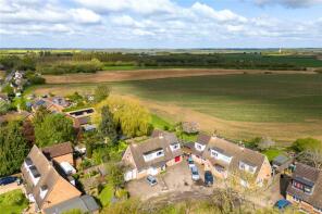 4, Elm Tree Grove, Bedford MK44 2JE