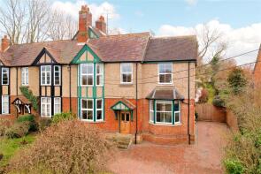 5, New College Cottages, Main Street, Buckingham MK18 4AB