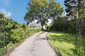 Longacre, B3081 - Higher Blandford Road To Zig Zag Hill, Shaftesbury SP7 0DL