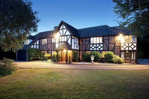 Ashley Park Avenue, Ashley Park, KT12