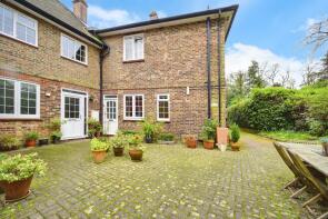 Flat 3, Beach Court, Goddards Green Road, Benenden, Cranbrook TN17 4AY